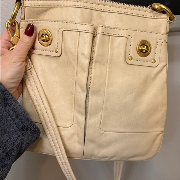 Marc by Marc Jacobs Turnlock Percy crossbody bag EUC + Badgley Mischka NWT - Picture 2 of 8